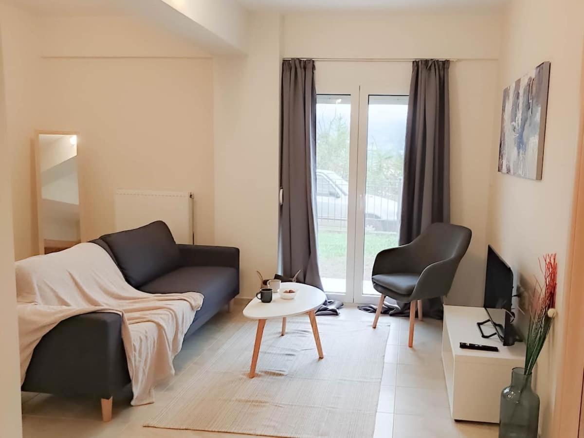 Cozy Modern Apartment Янина Экстерьер фото
